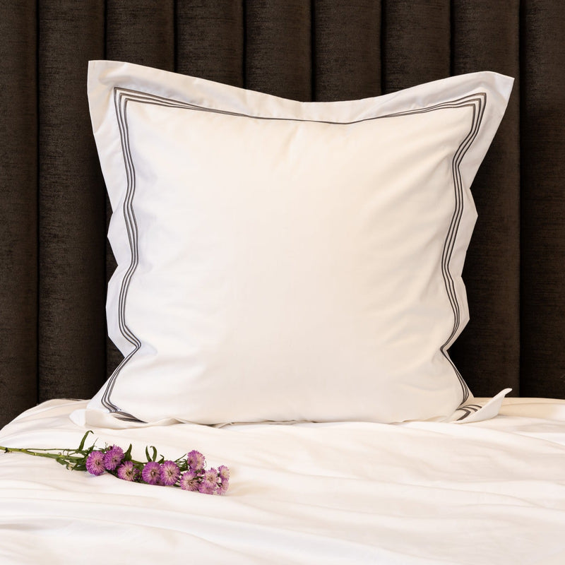 Five Star, Euro Sham, White/Grey
