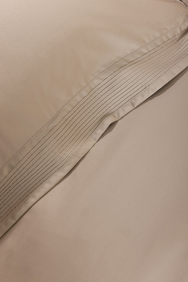 Tuxedo Euro Sham, Sand