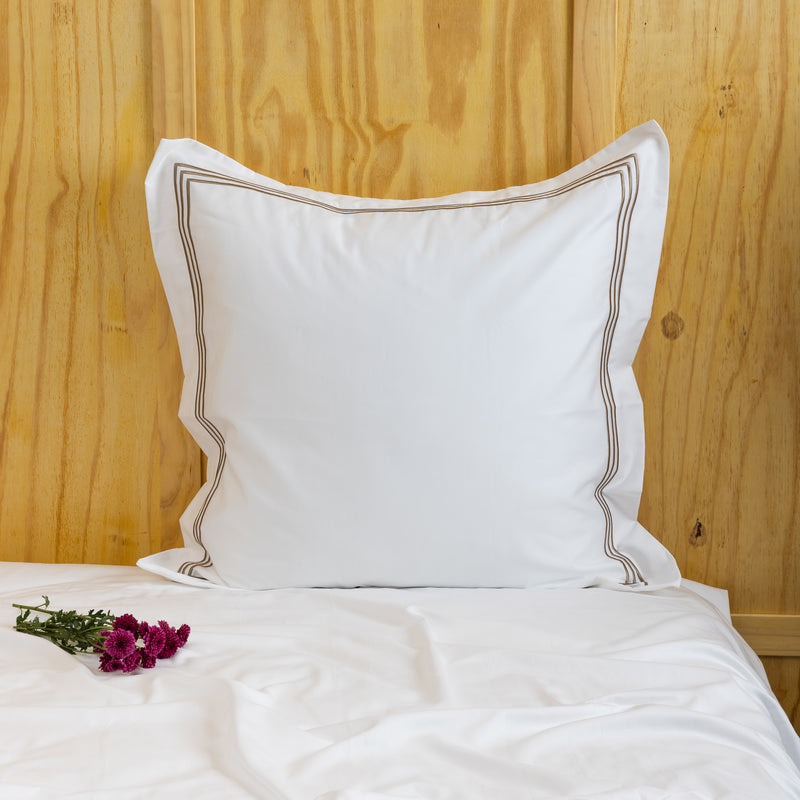 Five Star, Euro Sham, White/Taupe