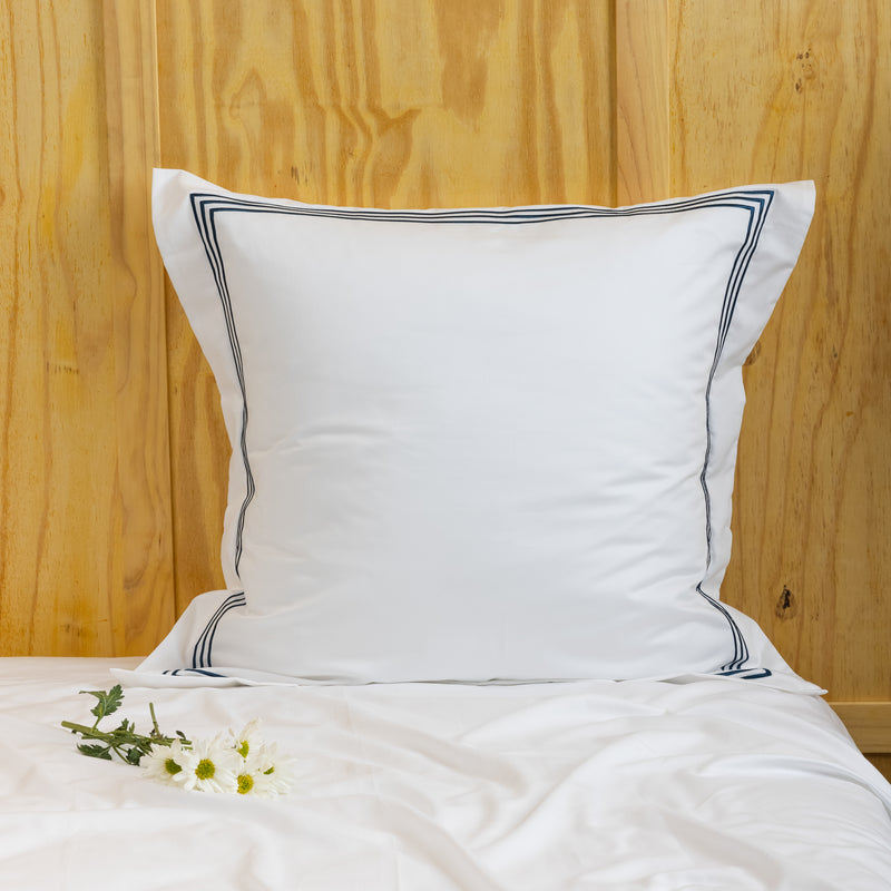 Five Star, Euro Sham, White/Navy